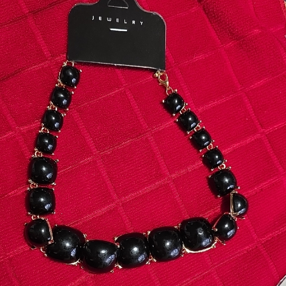 Fashion Jewelry Black and Gold Statement Necklace